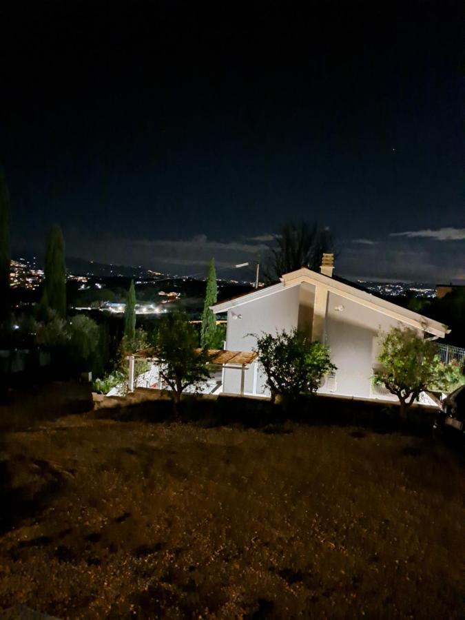 Villa The Green Door - Casa Vacanze Vicino A Roma Fonte Nuova Buitenkant foto